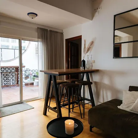 Casa Riad With Spacious Patio - Tcm