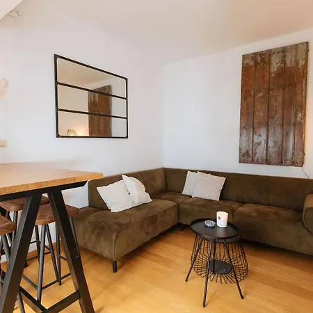 Apartament Casa Riad With Spacious Patio - Tcm *